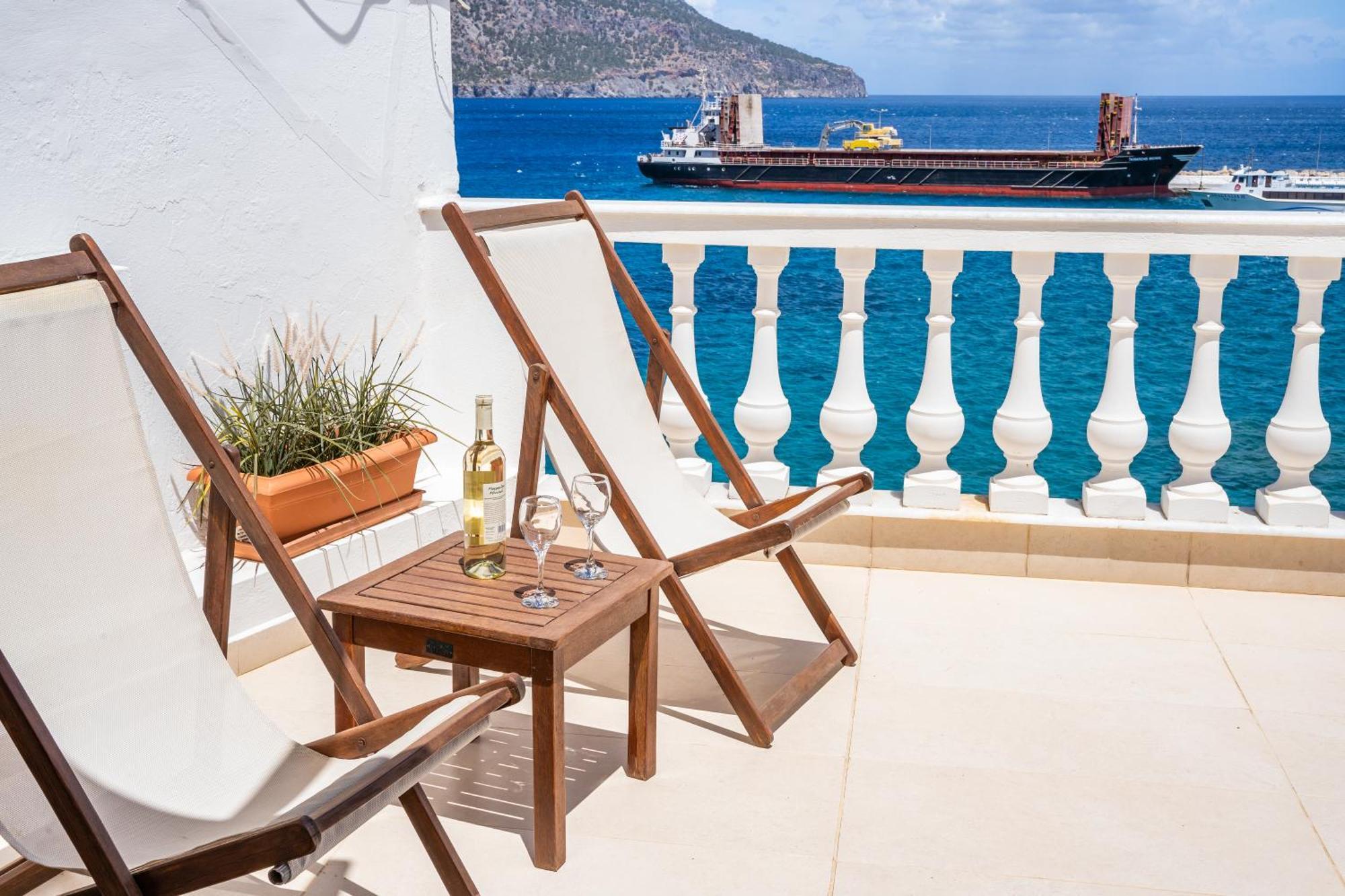 Mimis & Connie 2 Appartement Karpathos Buitenkant foto